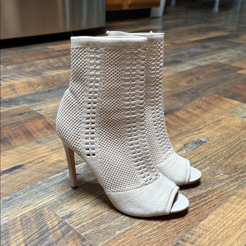 Steve Madden Beige Knit Peep-Toe Heeled Boots